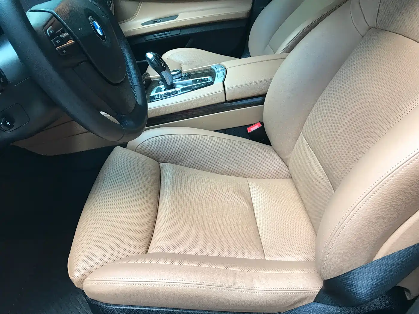 BMW 7 Series 2009 740Li Luxury фото 10