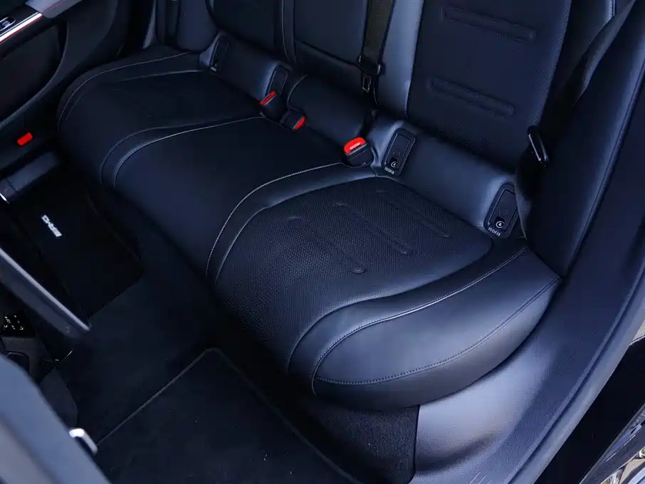 MERCEDES-BENZ EQS AMG