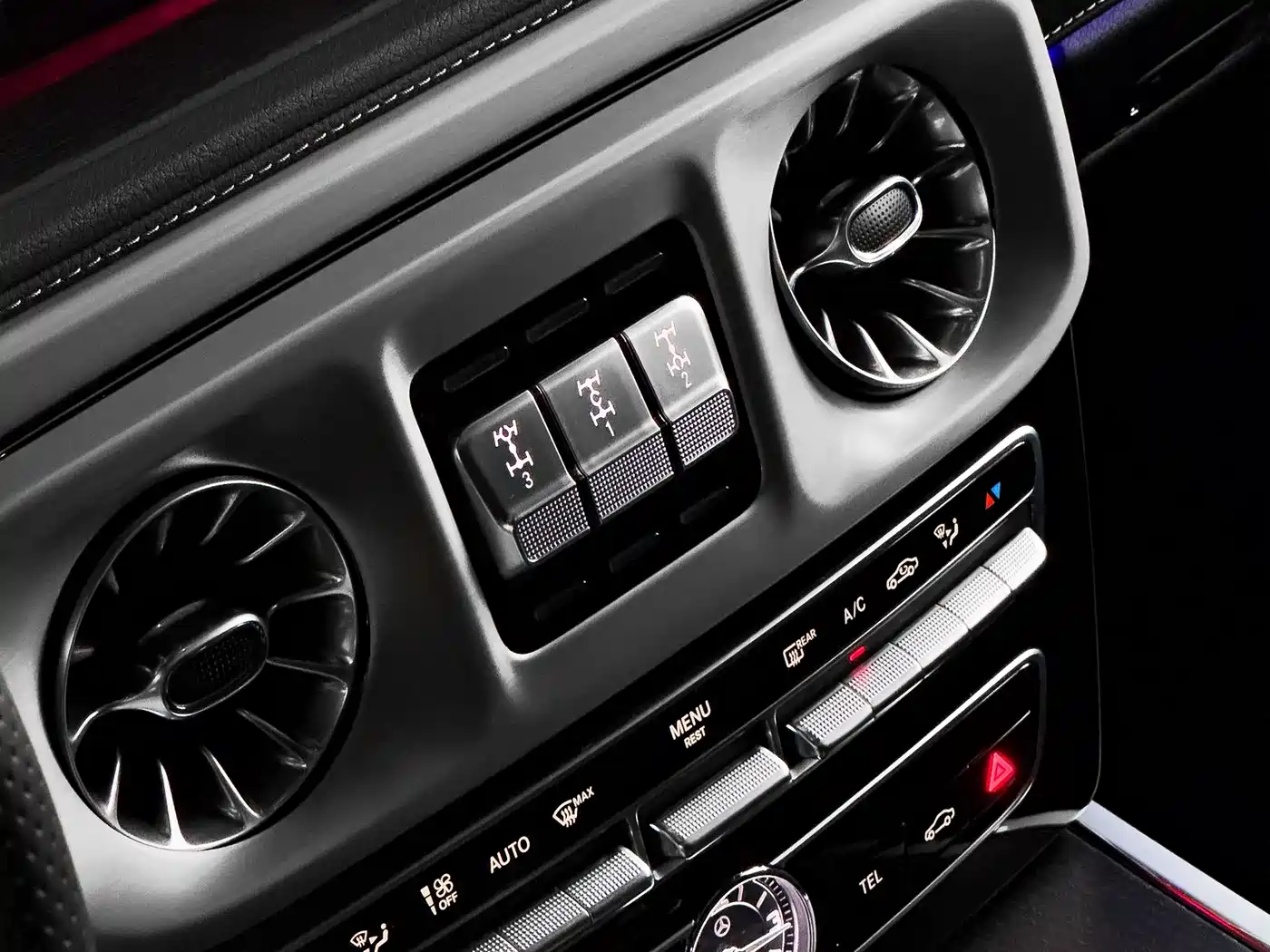 Mercedes-Benz G-Class 2024 G 500 фото 8