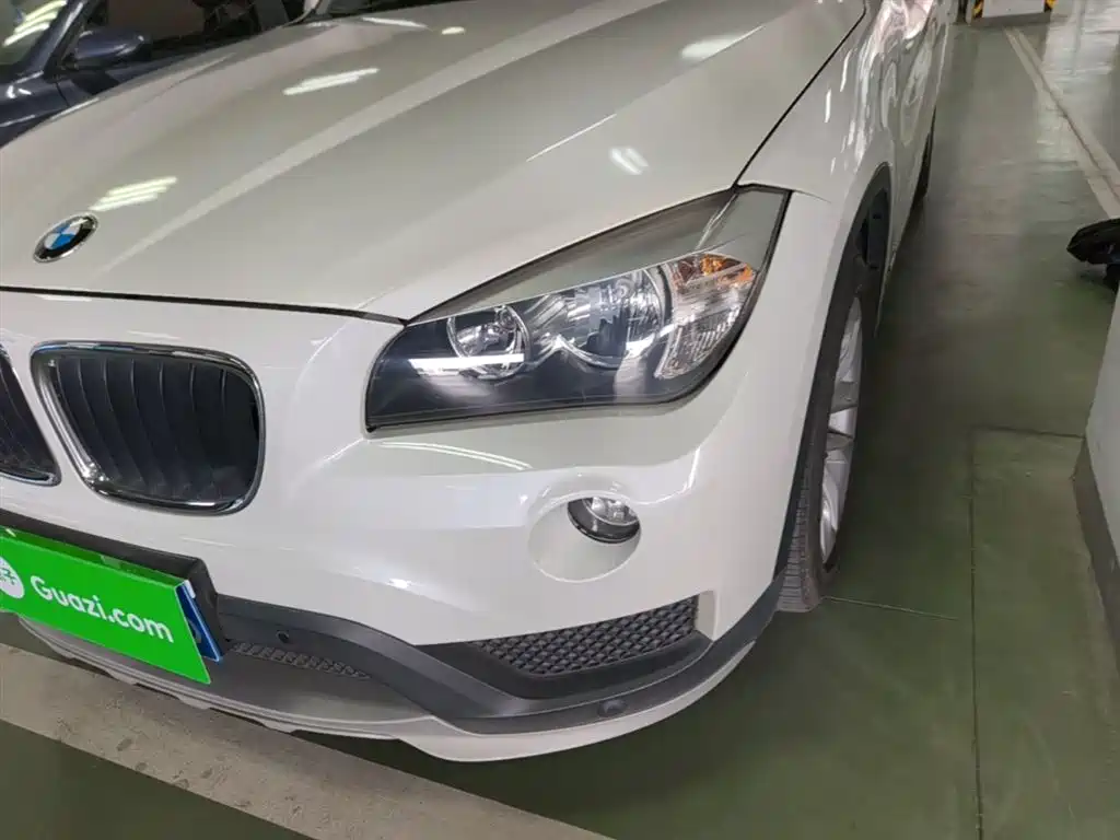 BMW X1 2015 Model sDrive18i Fashion Advanced Edition фото 24