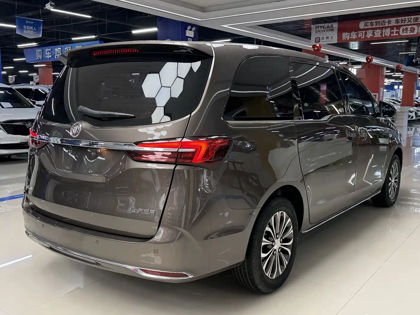 Buick GL8 2023 Facelift Land Business Class Luxury фото 19