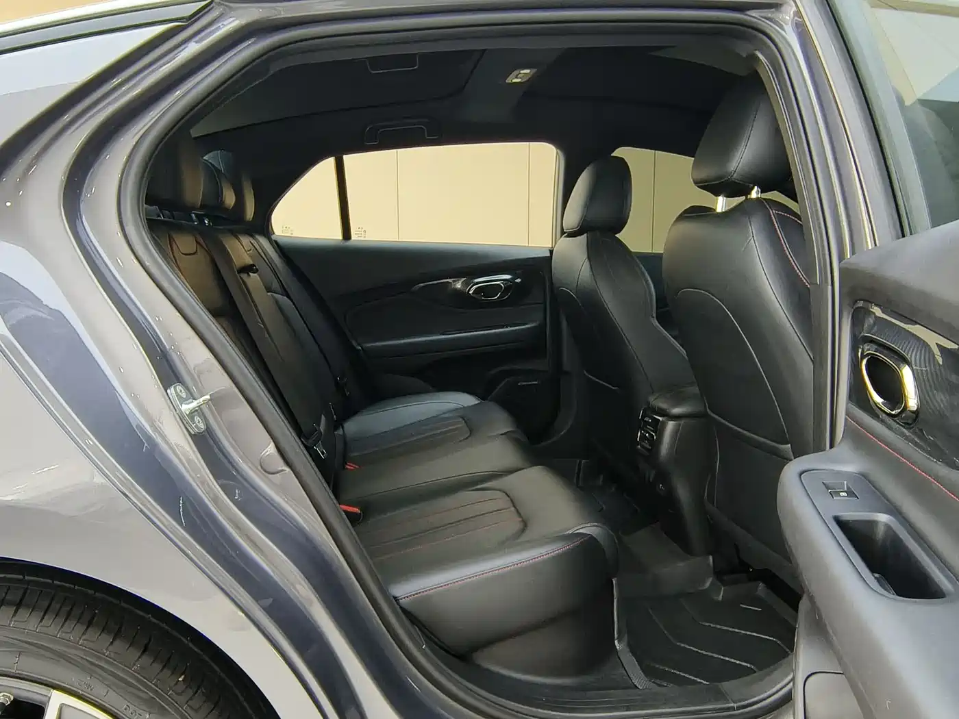 GAC Trumpchi Trumpchi Emkoo 2021 270T DCT J16 Edition фото 12