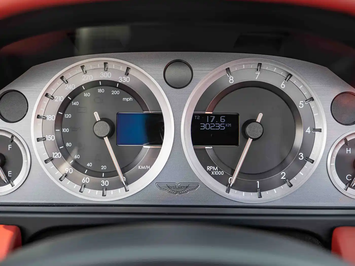 Aston Martin V8 Vantage 2020 2012 4.7L S Roadster