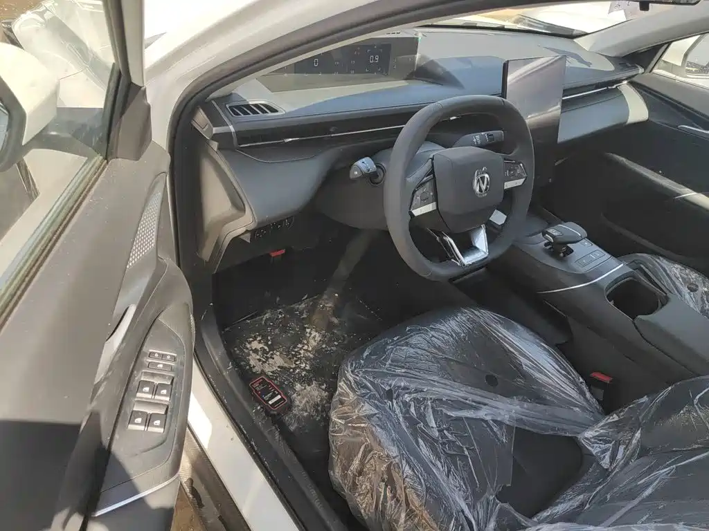 Changan Eado 2026 2025 Blue Whale 1.5T 500Bar Premium