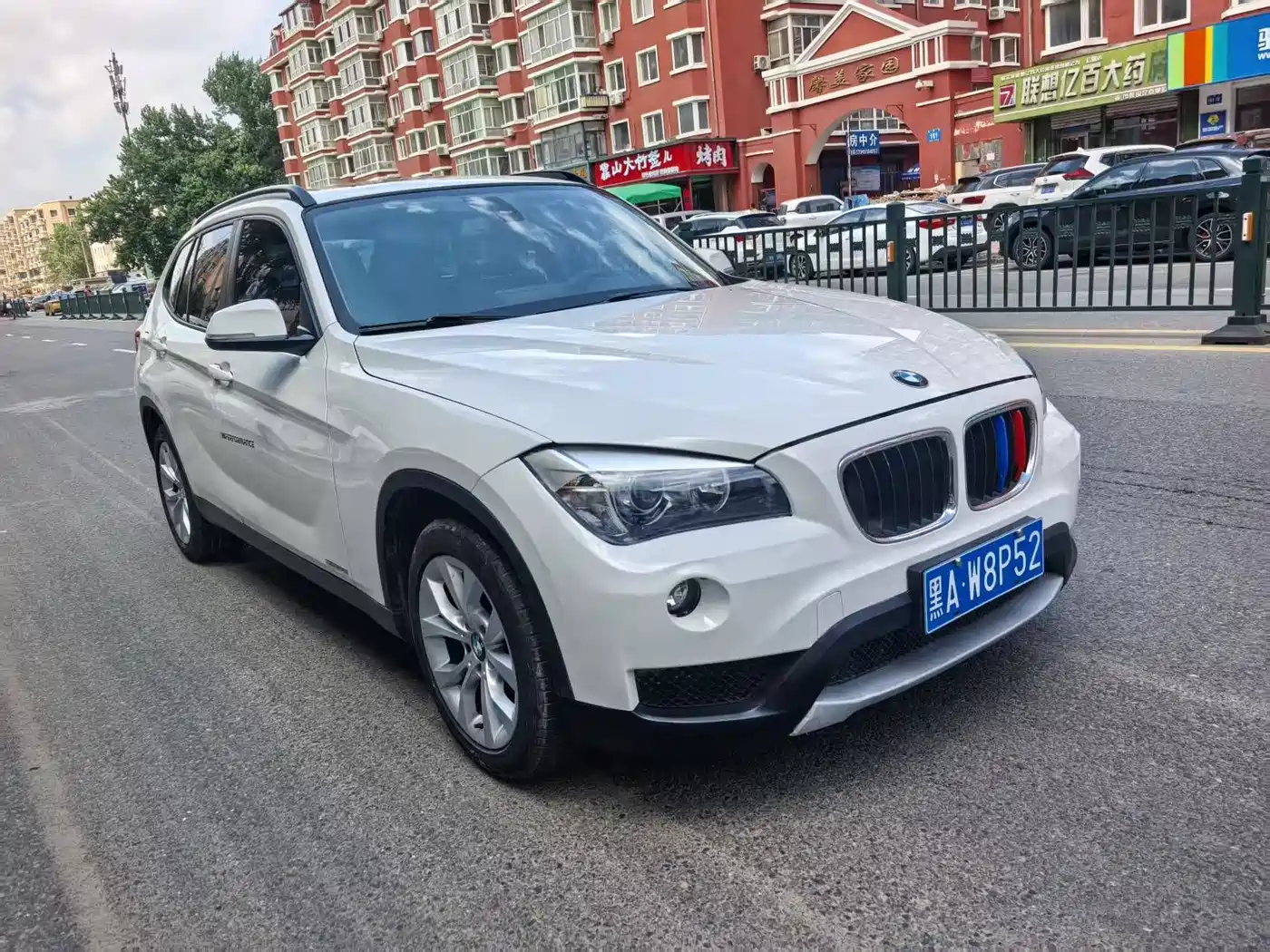 BMW X1 2013 2013 sDrive18i Sport Design Package