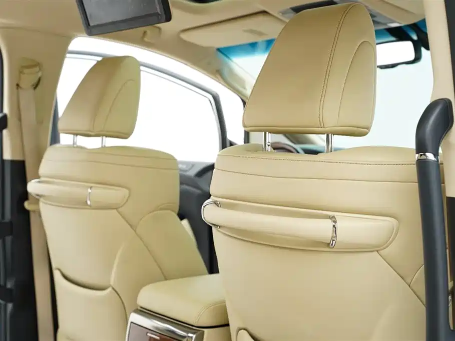 Toyota Alphard 2018 3.5L Premium фото 30
