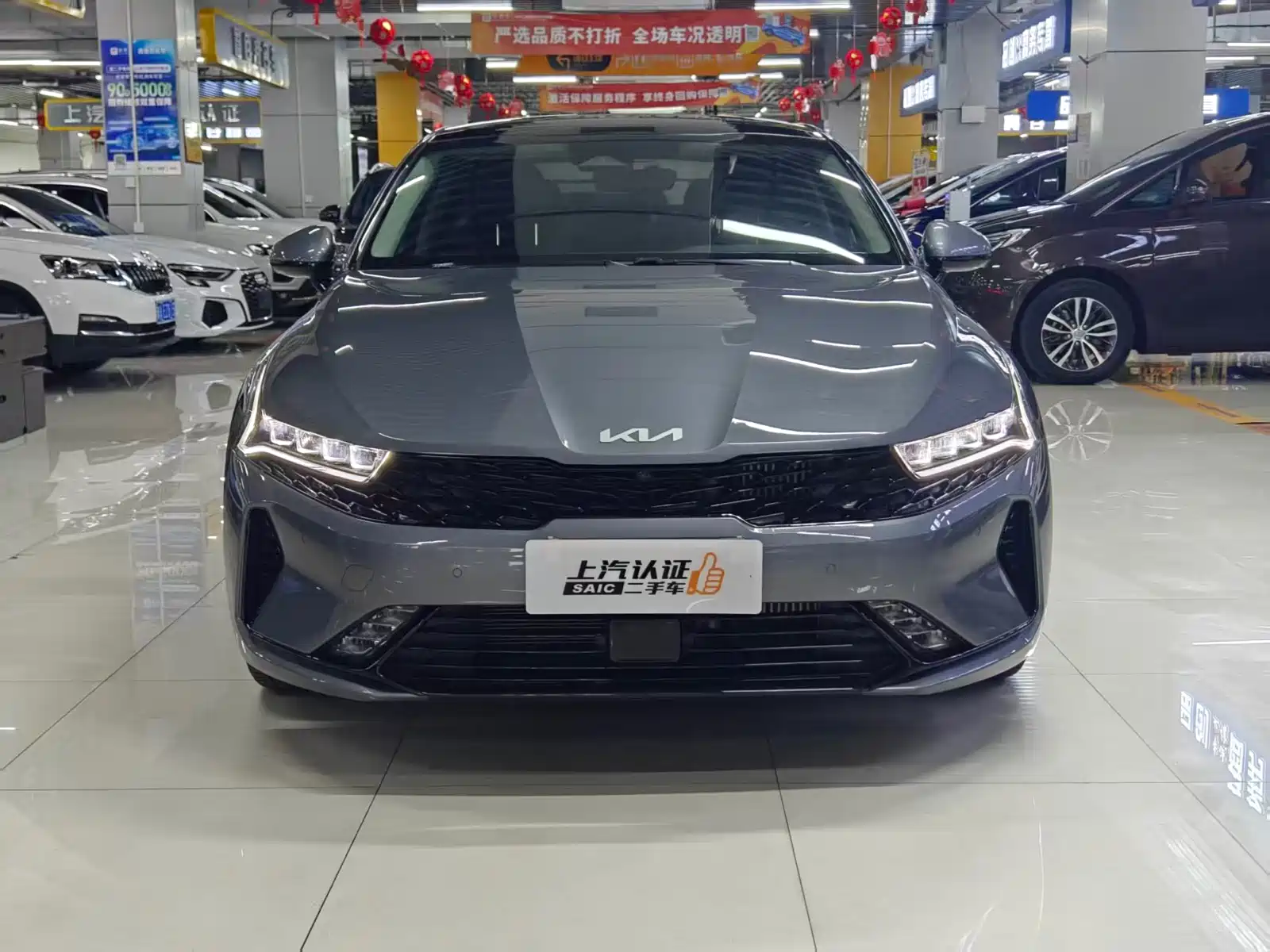 Фото 2 - Kia K5