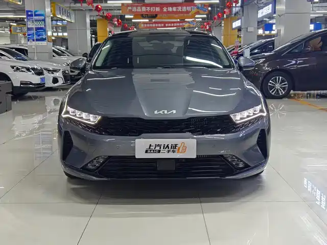 Kia K5 2025 1.5T Premium Edition — фото 2