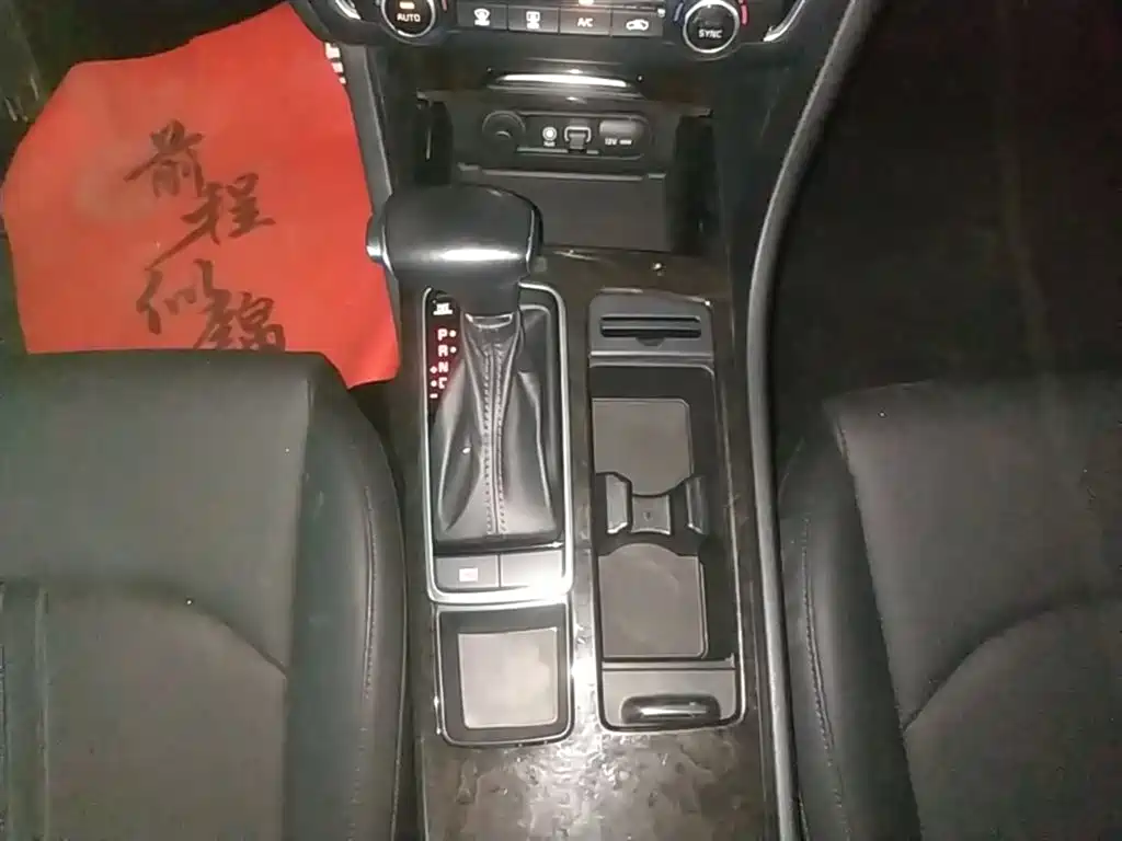 Kia K5 2016 1.6T Automatic LUX фото 14