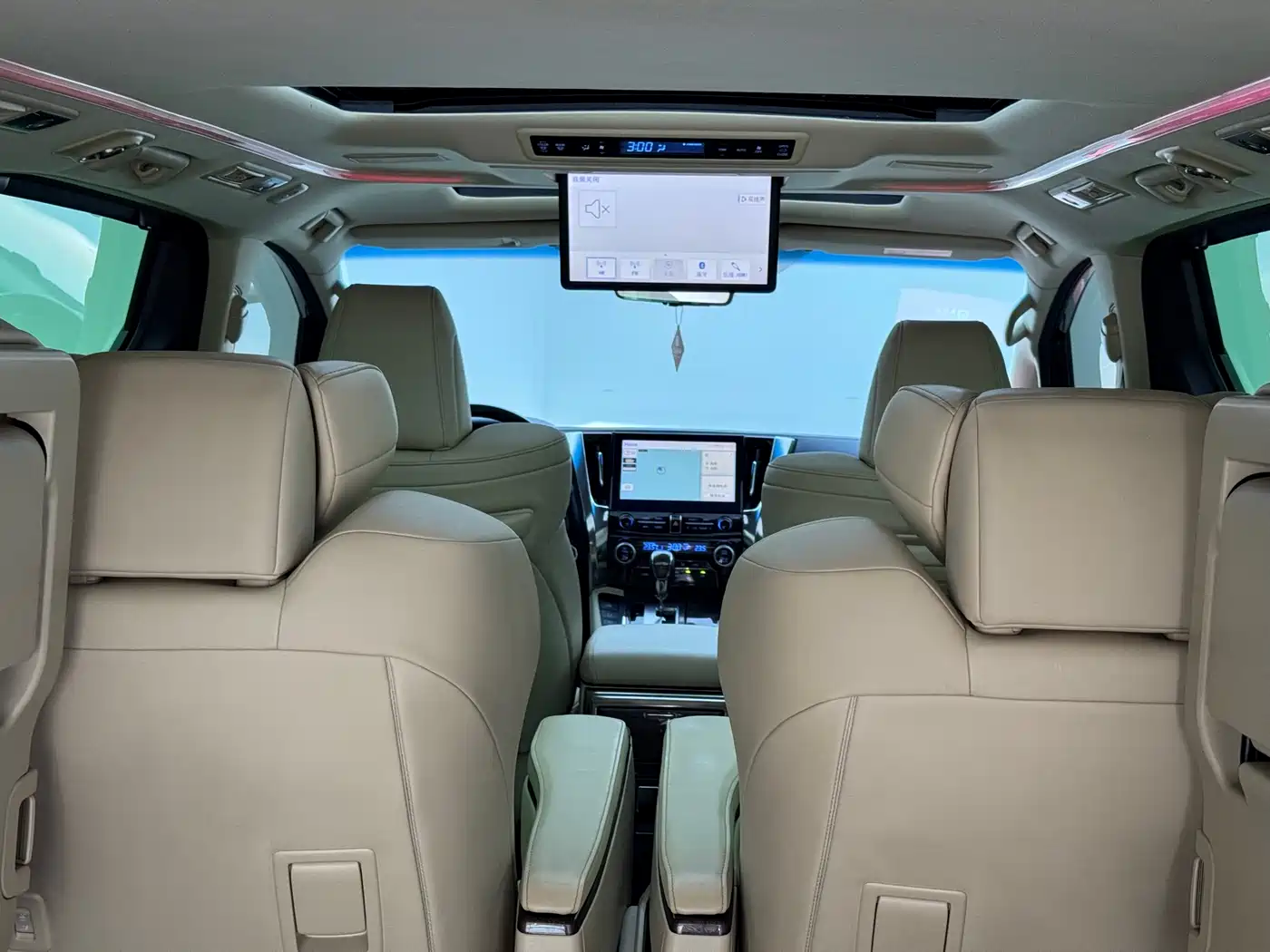 Toyota Vellfire 2021 Crown Hybrid 2.5L HV Premium Edition фото 12