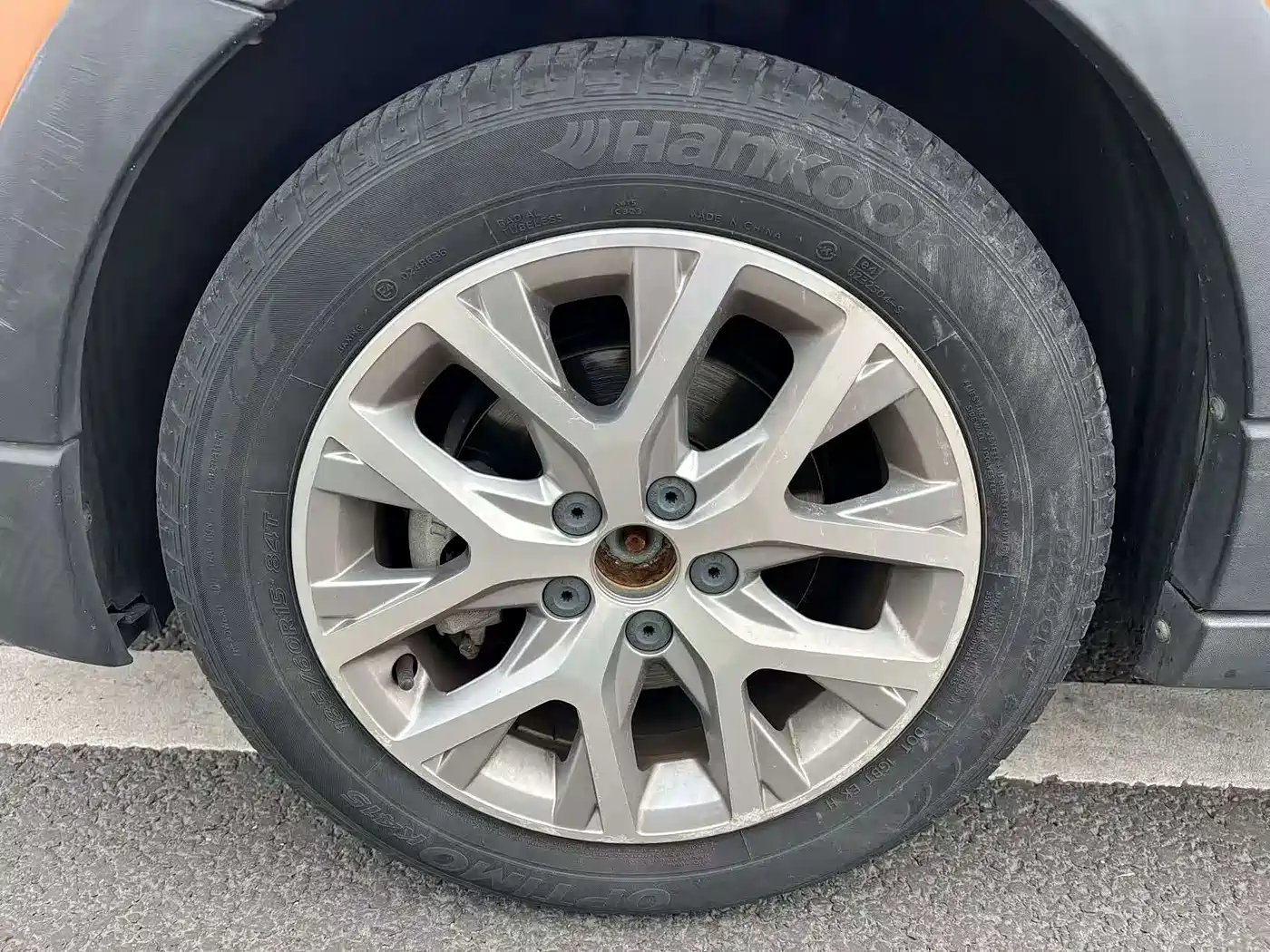 Volkswagen Polo 2016 1.6L Cross Polo Automatic фото 26