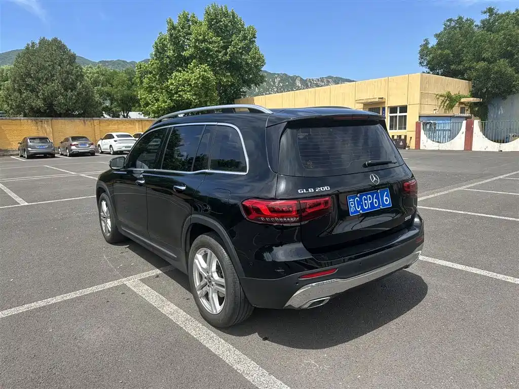 Mercedes-Benz GLB 2022 Facelift GLB 200 Dynamic Style фото 9