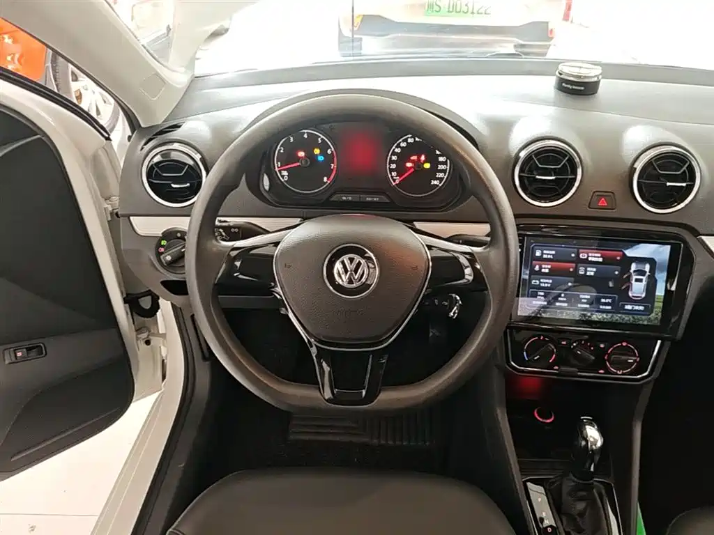 Volkswagen Jetta 2017 1.5L Automatic Comfort фото 7