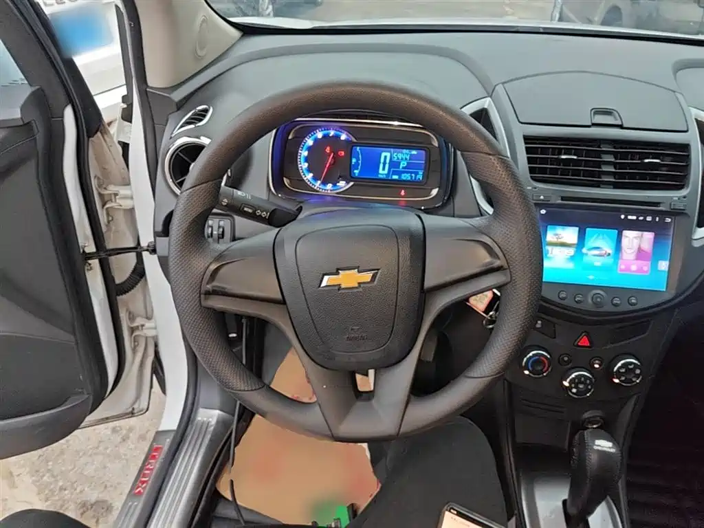 Chevrolet Trax 2016 1.4T Automatic 2WD Comfort Sunroof Edition фото 11