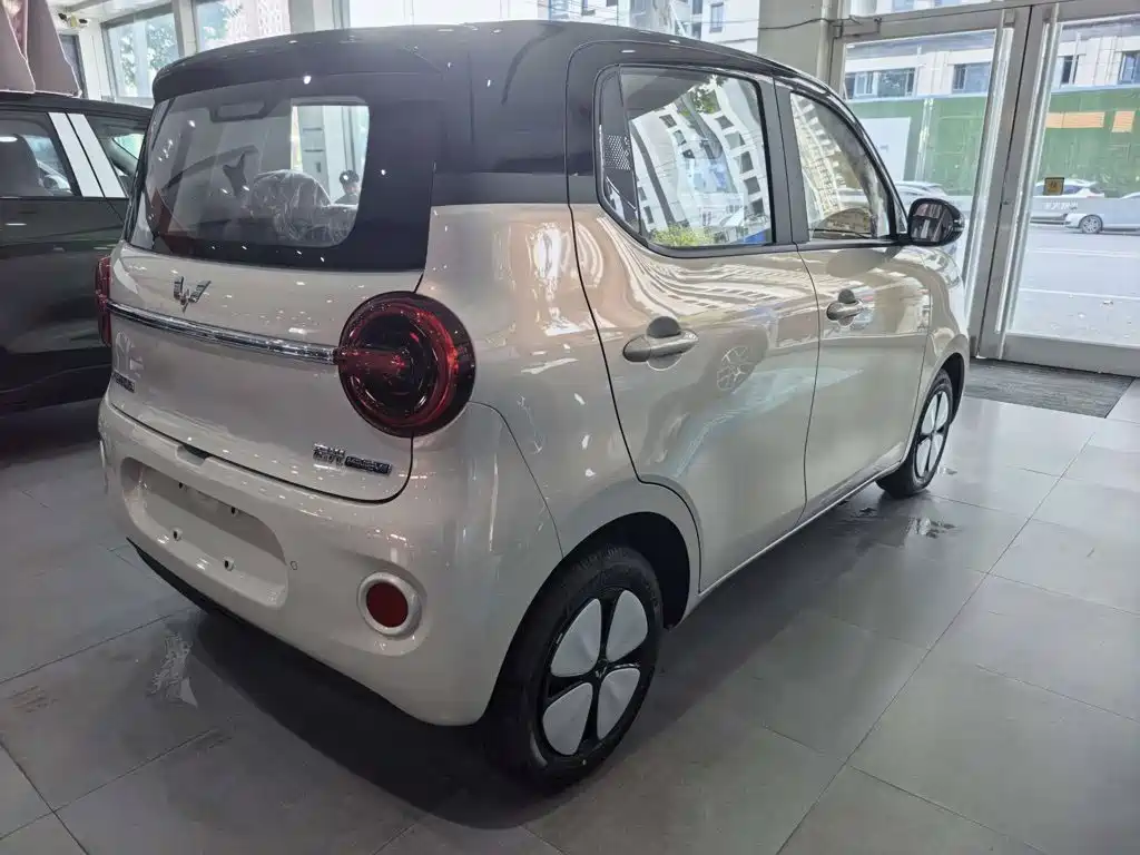 Wuling Motors Hongguang MINIEV 2026 2026 Model 205km Advanced Version