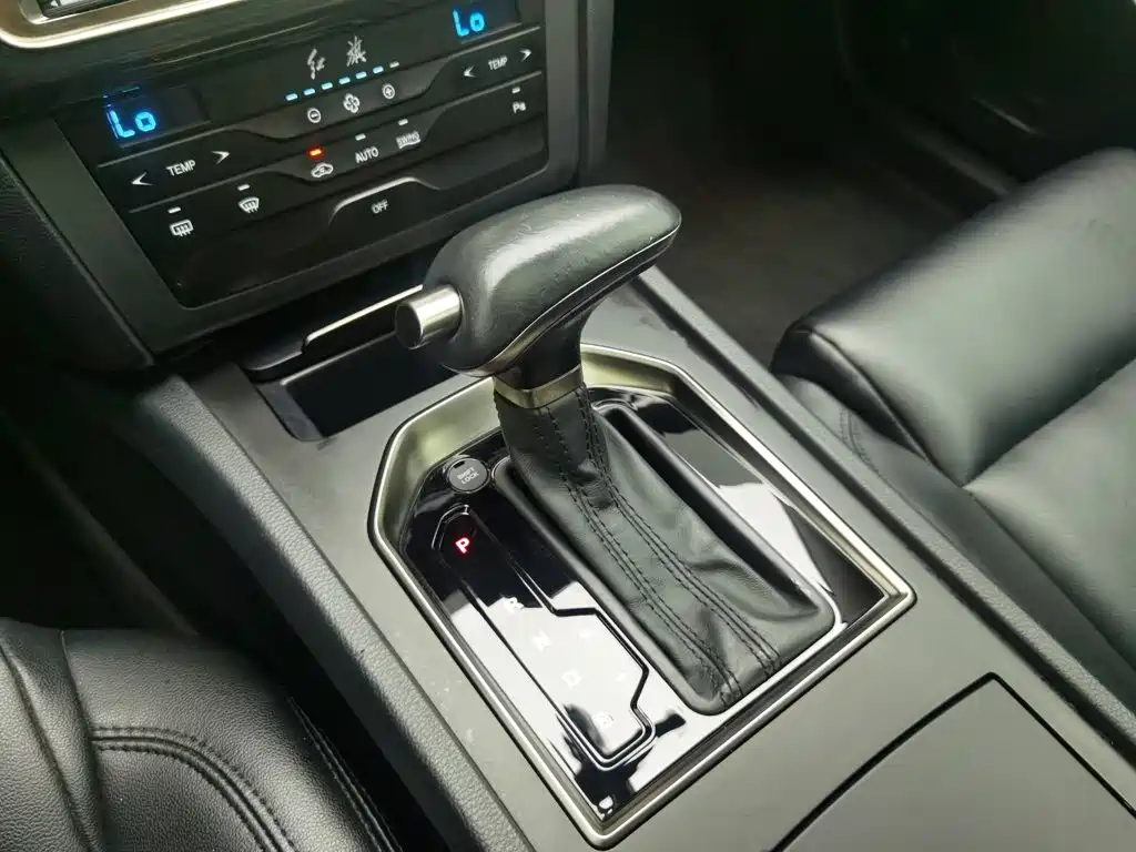 Hongqi H7 2020 2019 1.8T Comfort Edition