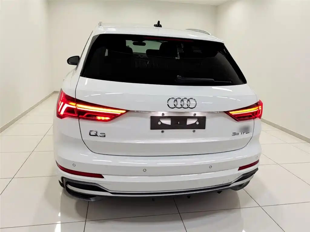Audi Q3 2022 35 TFSI Progressive Dynamic фото 4