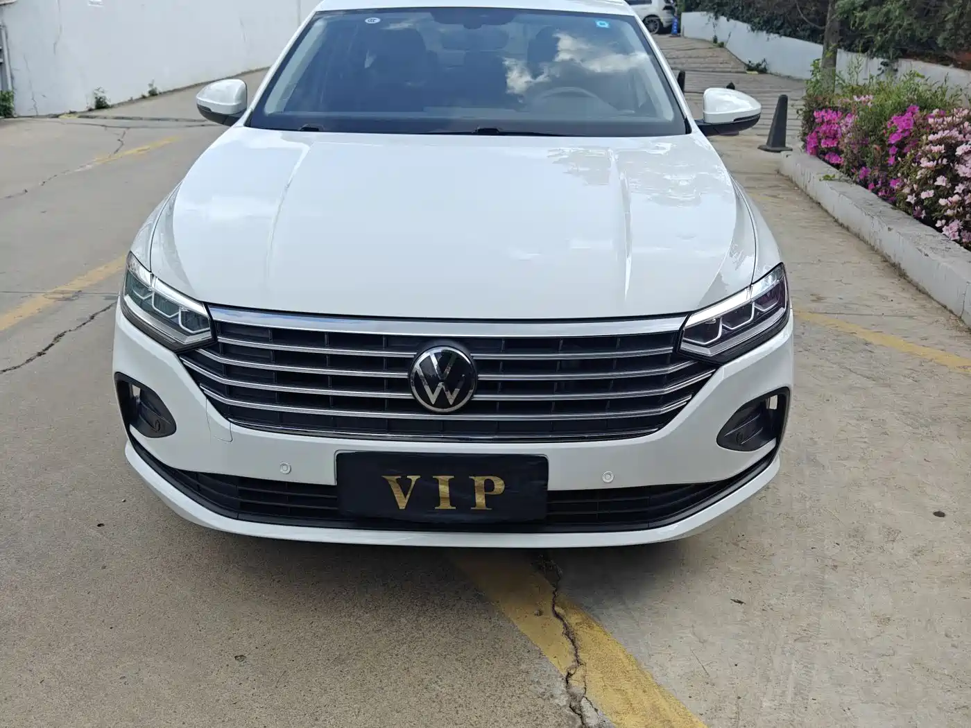 Volkswagen Lavida 2023 1.5L Auto Delight Edition фото 2