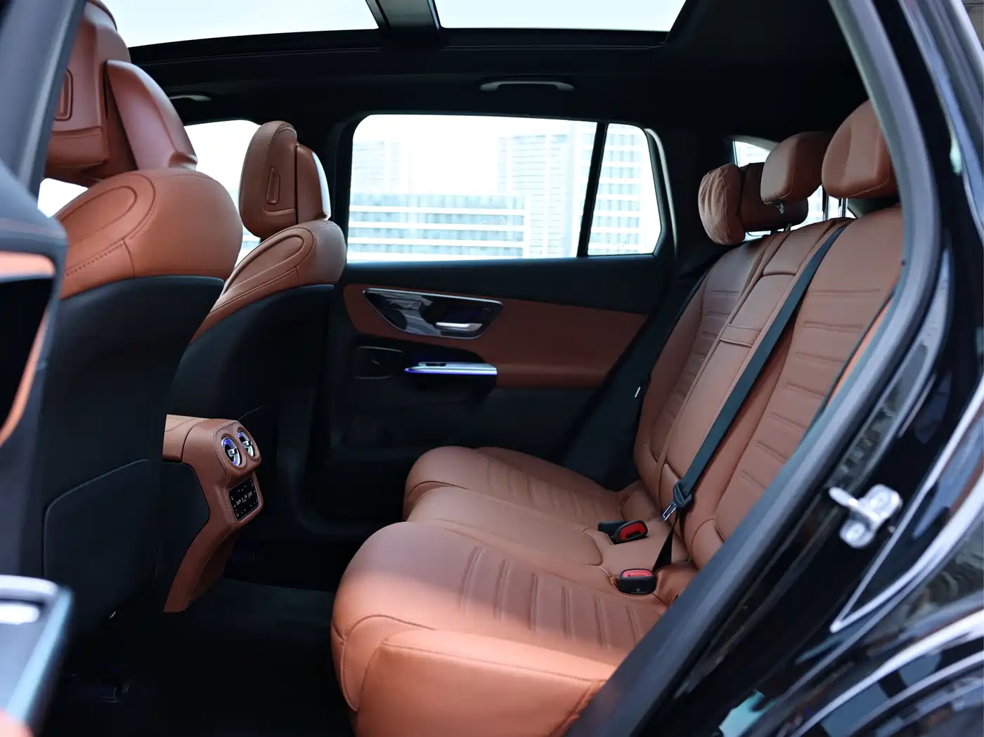 Mercedes-Benz GLC 2024 GLC 300 L 4MATIC Dynamic 5-seater фото 10