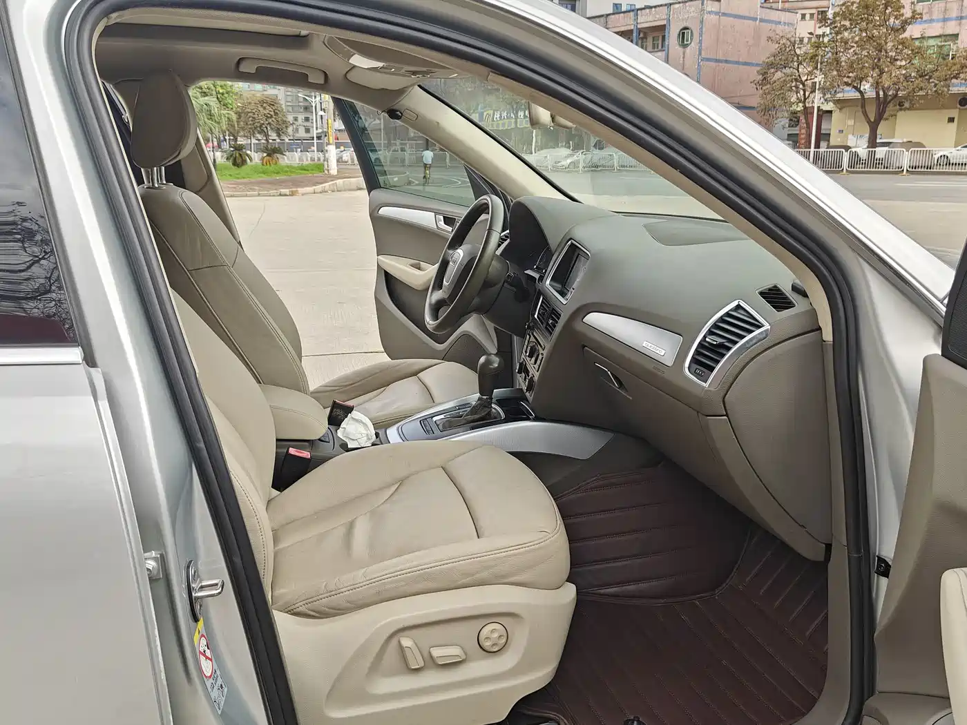 Audi Q5 2012 2.0TFSI Progressive фото 4