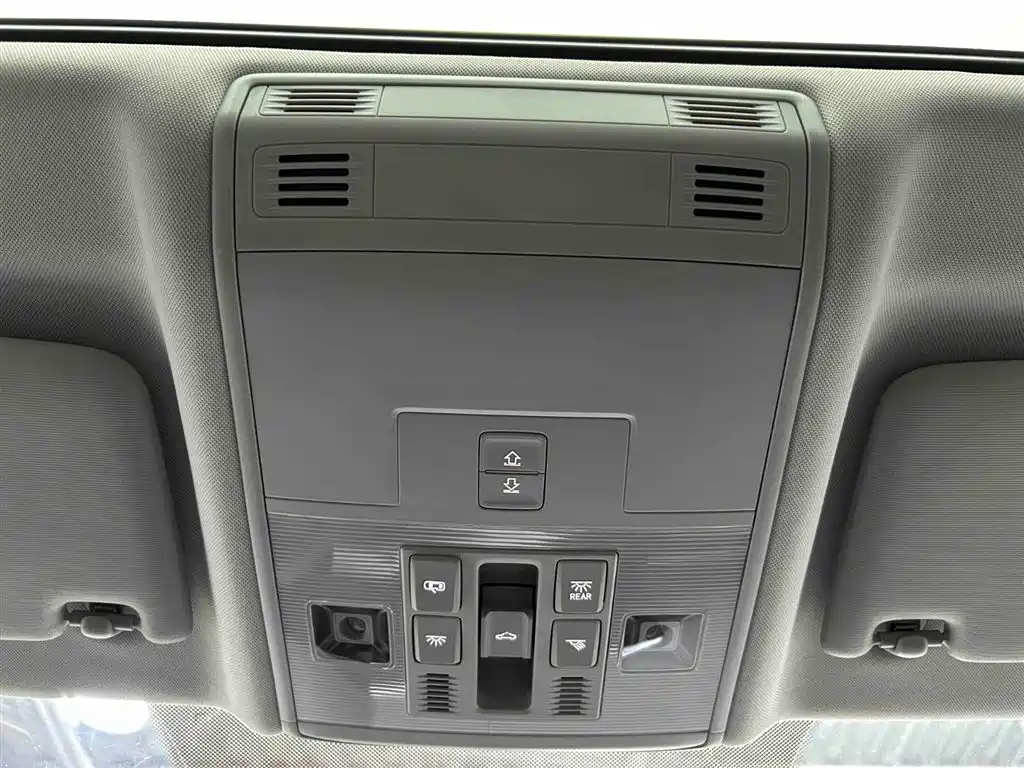 Volkswagen Sagitar 2023 280TSI DSG Beyond Lite фото 8
