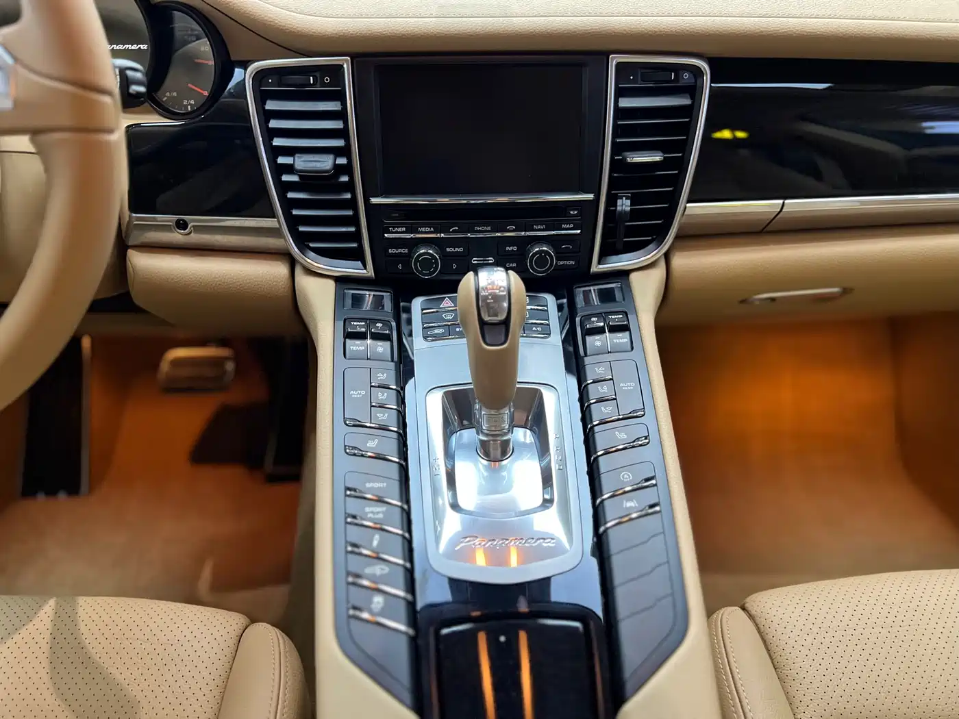 Porsche Panamera 2014 Panamera 3.0T фото 13