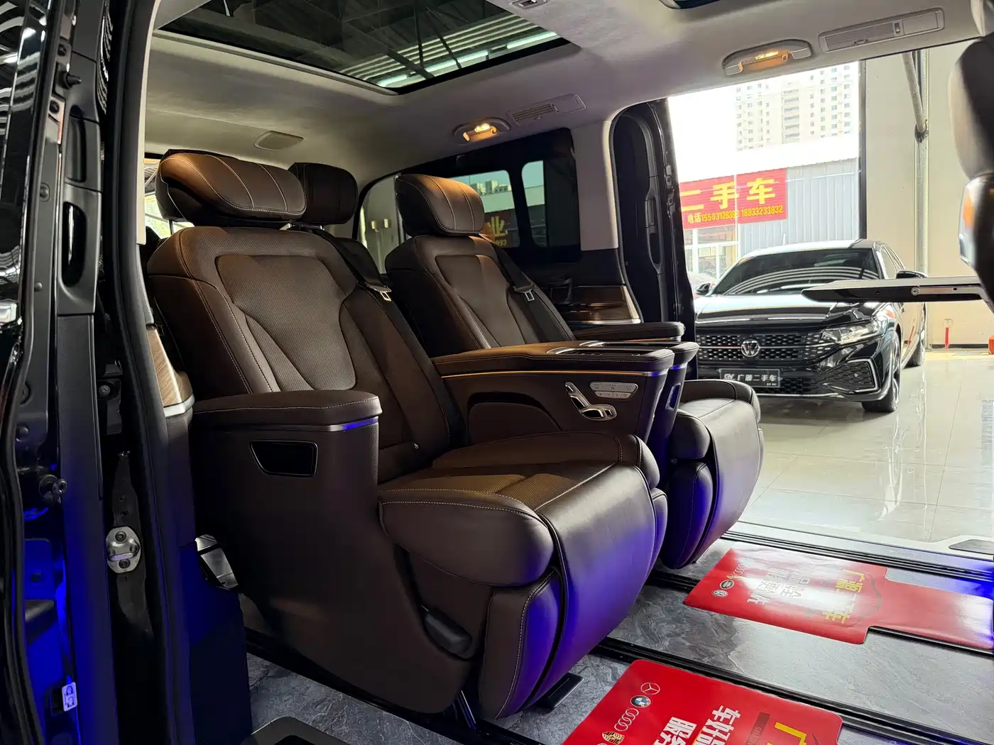 Mercedes-Benz V-Class 2024 2022 V 260 L Long Wheelbase Luxury Edition