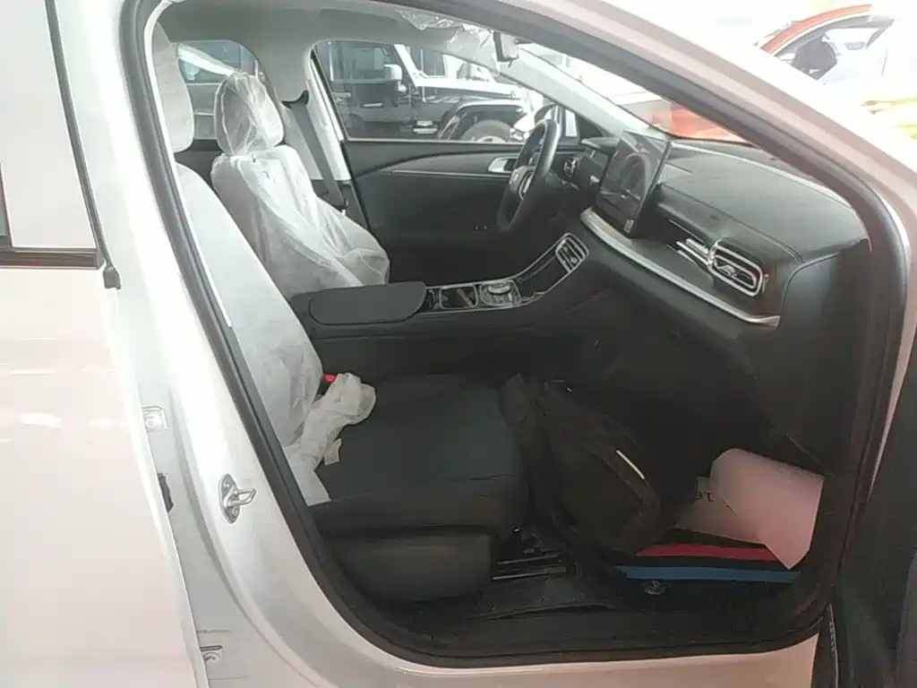 Geely Galaxy Galaxy Stellar 6 2026 2025 60km Voyager Edition