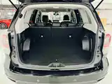 Photo 19 - Subaru Forester