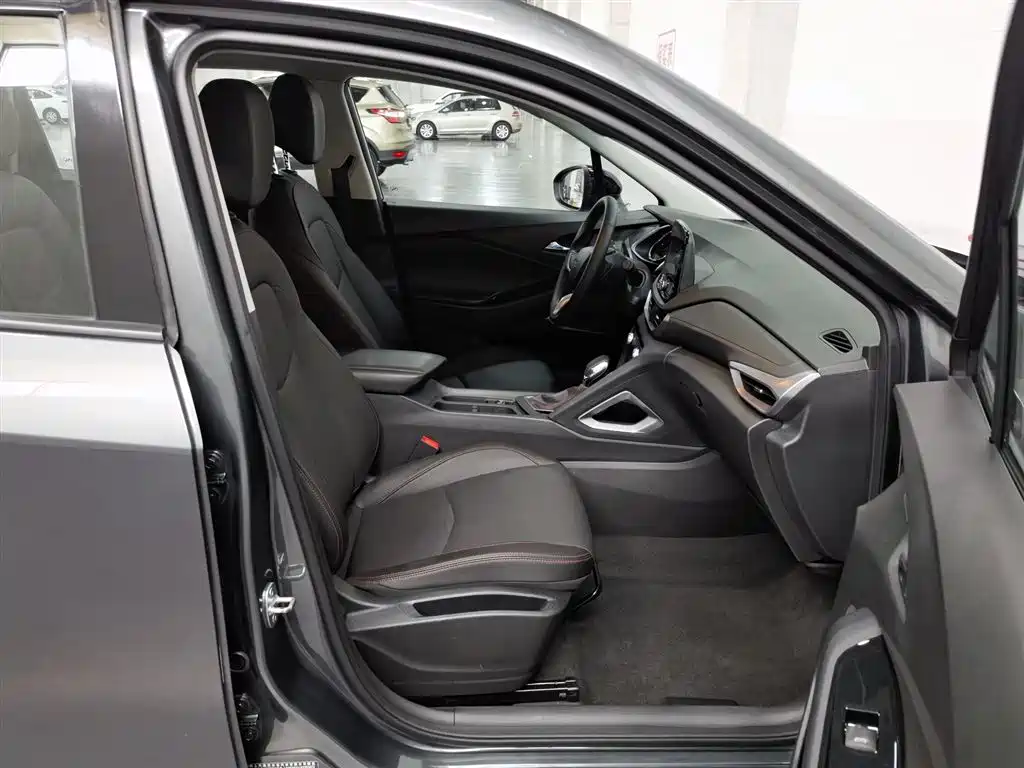 Chevrolet Volando 2019 Redline 530T Automatic Premium Enjoyment Edition (5+2 seater) China VI фото 23