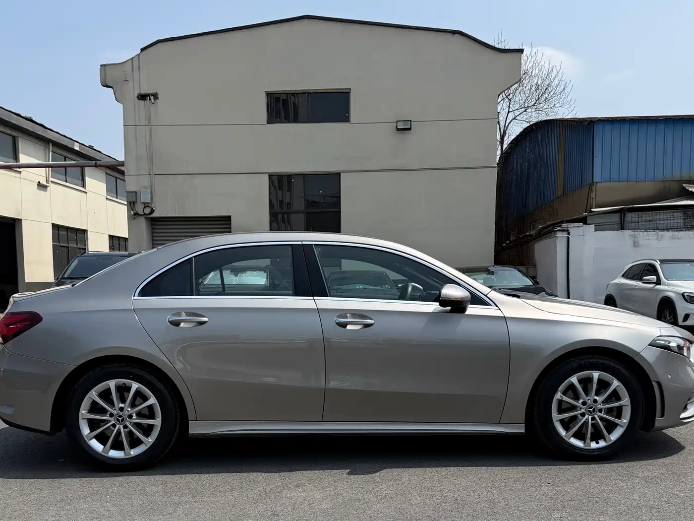 Mercedes-Benz A-Class 2021 A 200 L Sport Sedan Fashion Edition фото 14