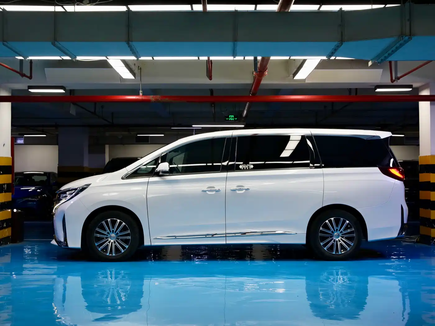GAC Trumpchi Trumpchi M8 2021 Leading Show Series 390T Prestige Edition фото 2