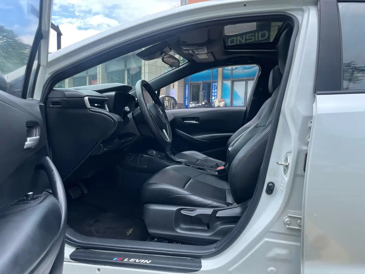Toyota Levin 2021 185T CVT Luxury Edition фото 10