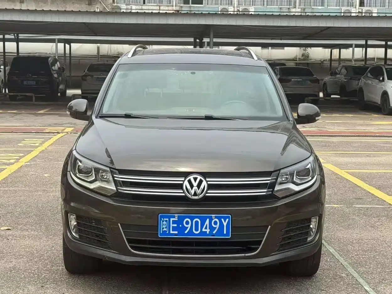 Volkswagen Tiguan 2013 1.8TSI Automatic 2WD Luxury Model фото 2