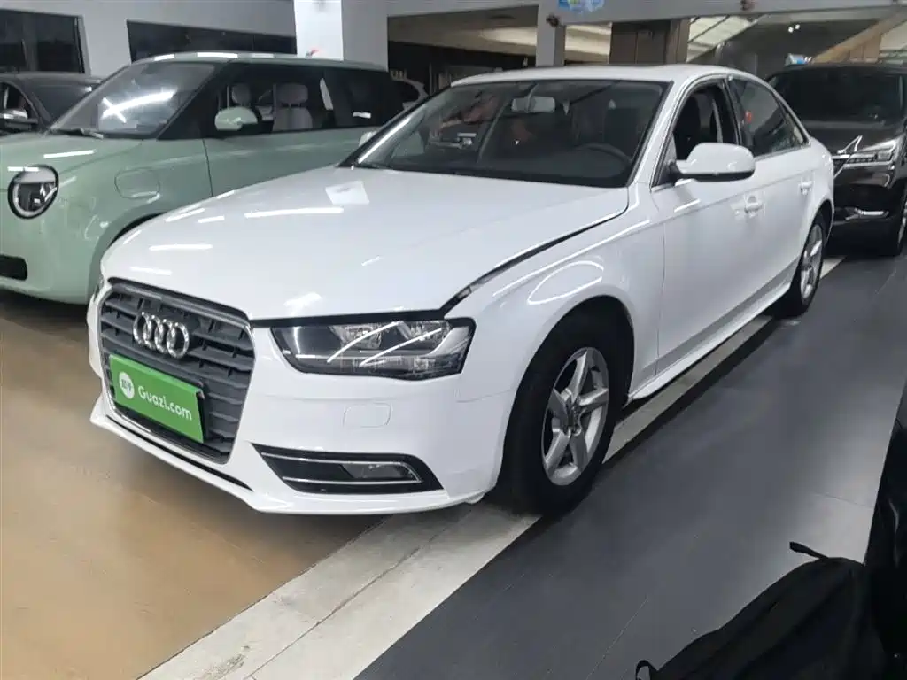 Audi A4L 2015 30 TFSI Auto Comfort