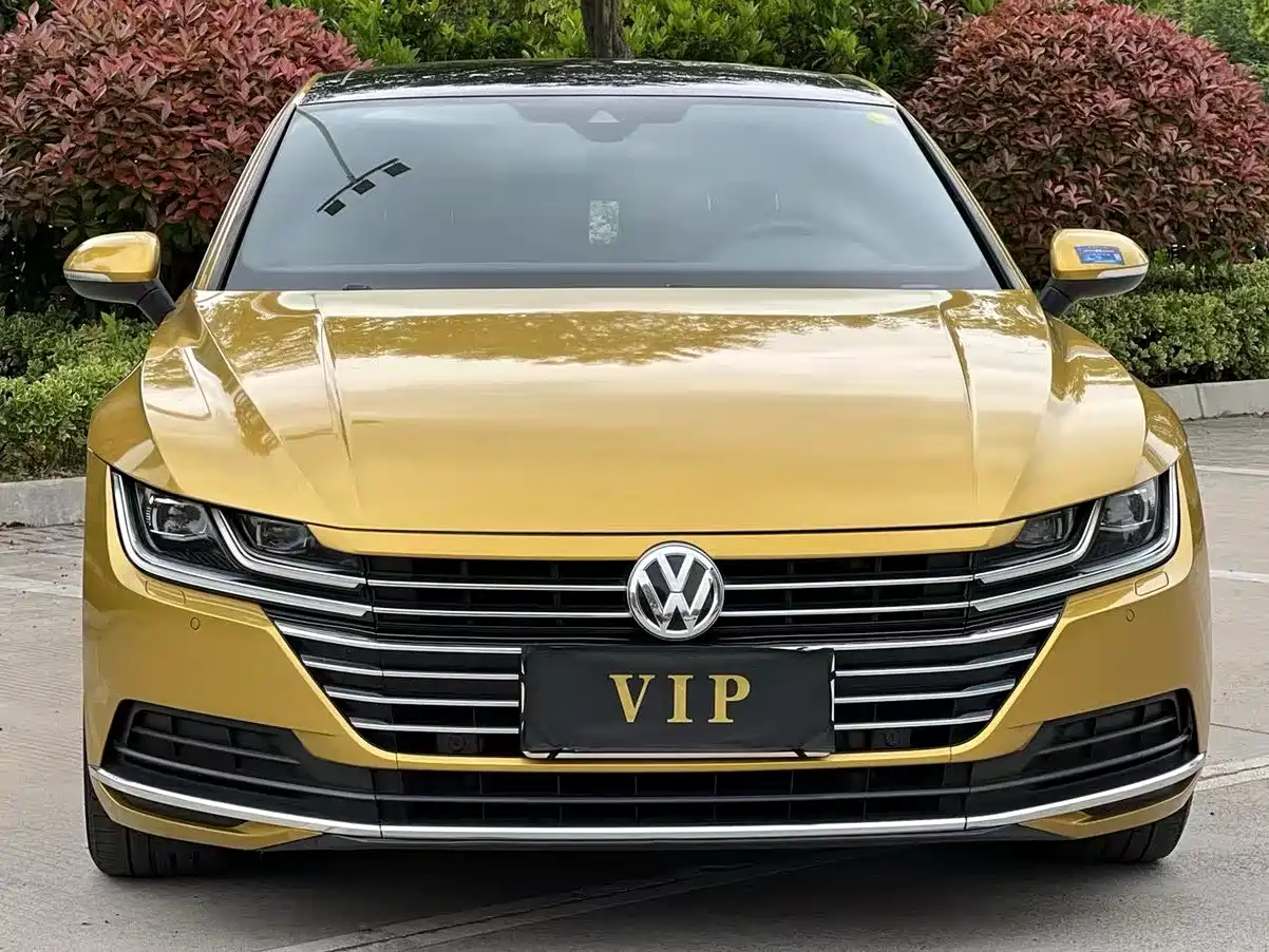 Volkswagen FAW-Volkswagen CC 2019 330TSI Charming Appearance (China V) фото 2