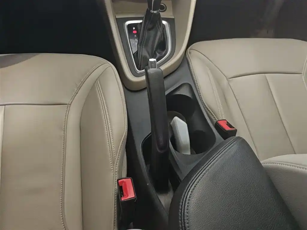 Buick Excelle 2018 15T Dual Clutch Elite (China V) фото 14