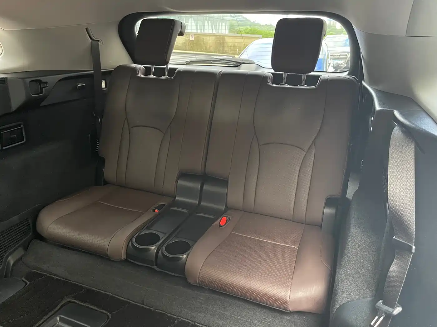 Фото 29 - Lexus RX