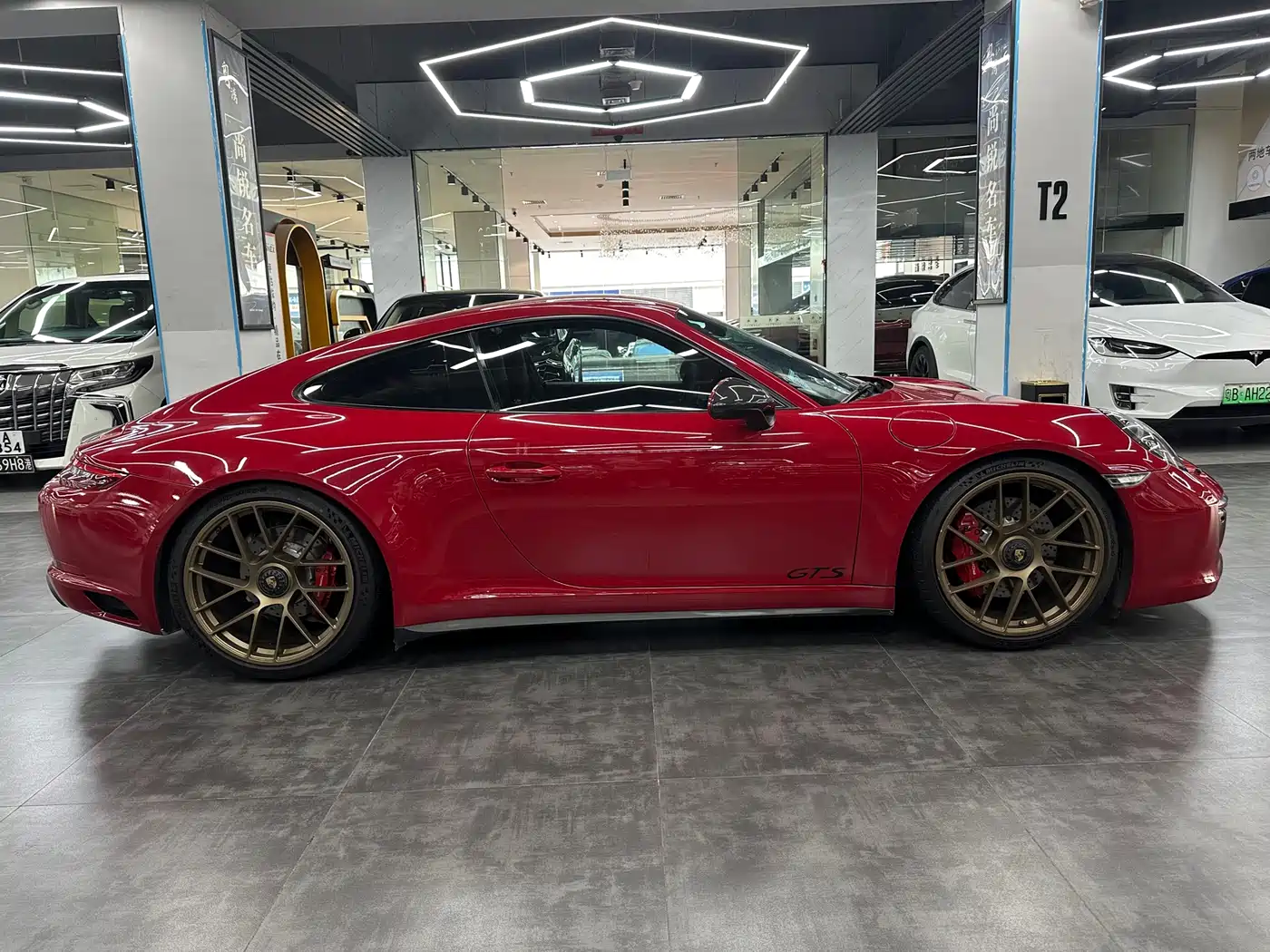Porsche 911 2017 Carrera GTS 3.0T фото 5