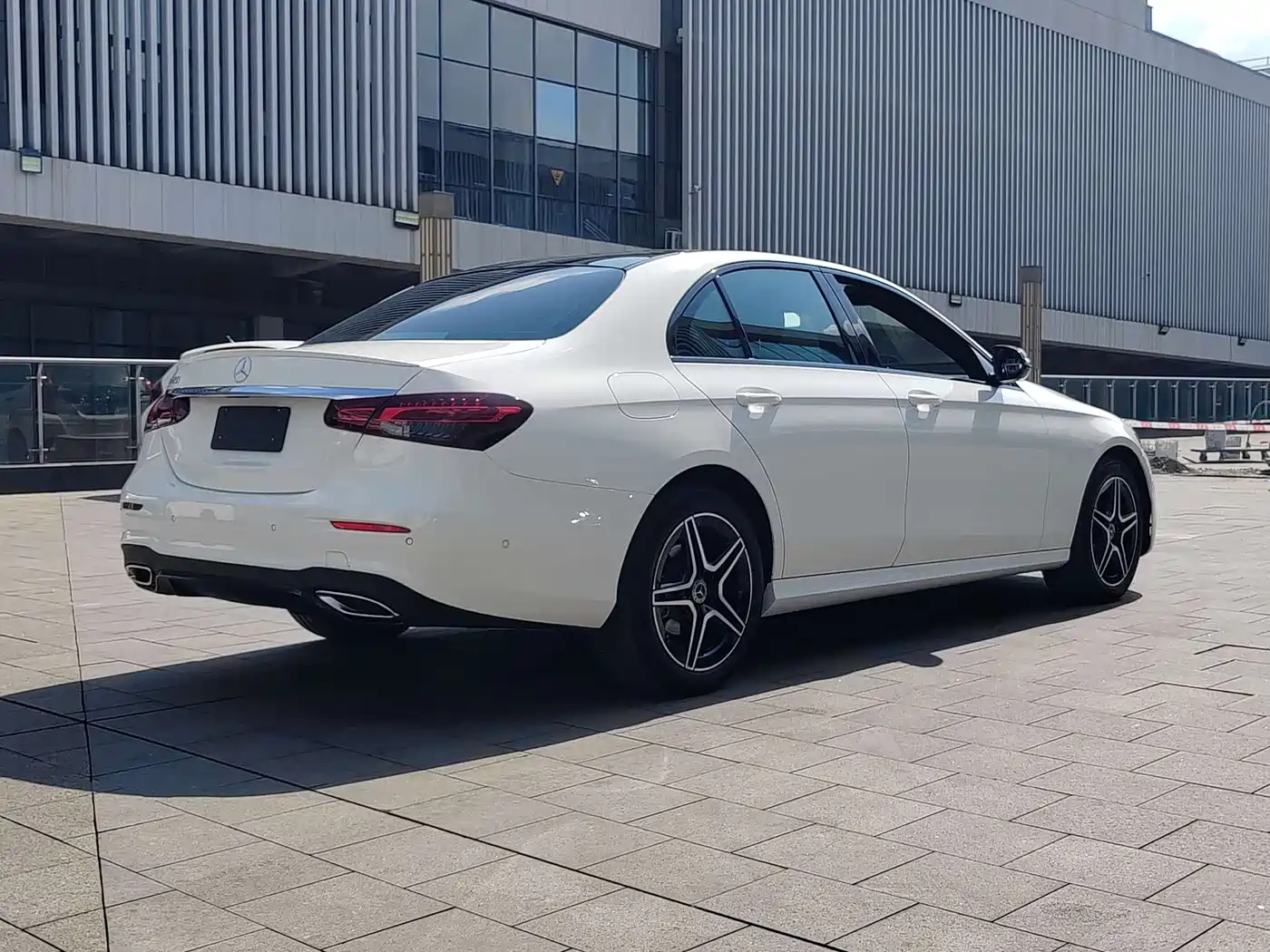 Mercedes-Benz E-Class (Import) 2023 E 260 Fashion Sport Edition фото 18