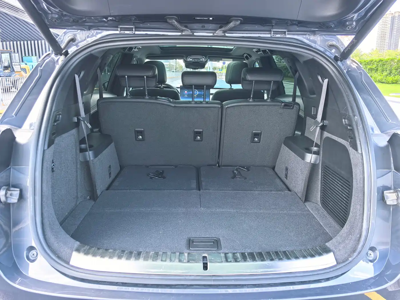 Denza X 2020 PHEV Classic Edition фото 16