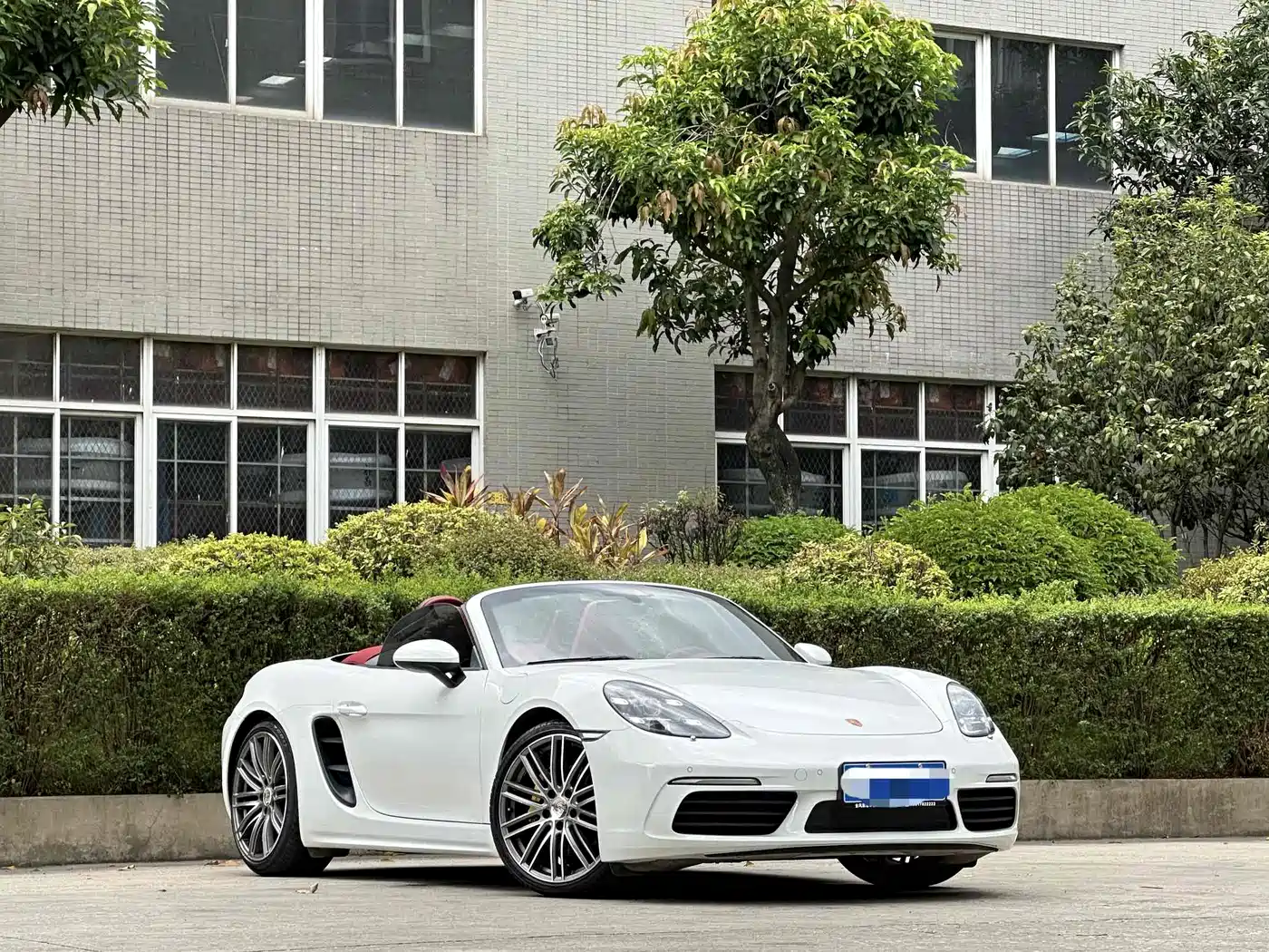 Porsche 718 2022 Boxster T 2.0T фото 3