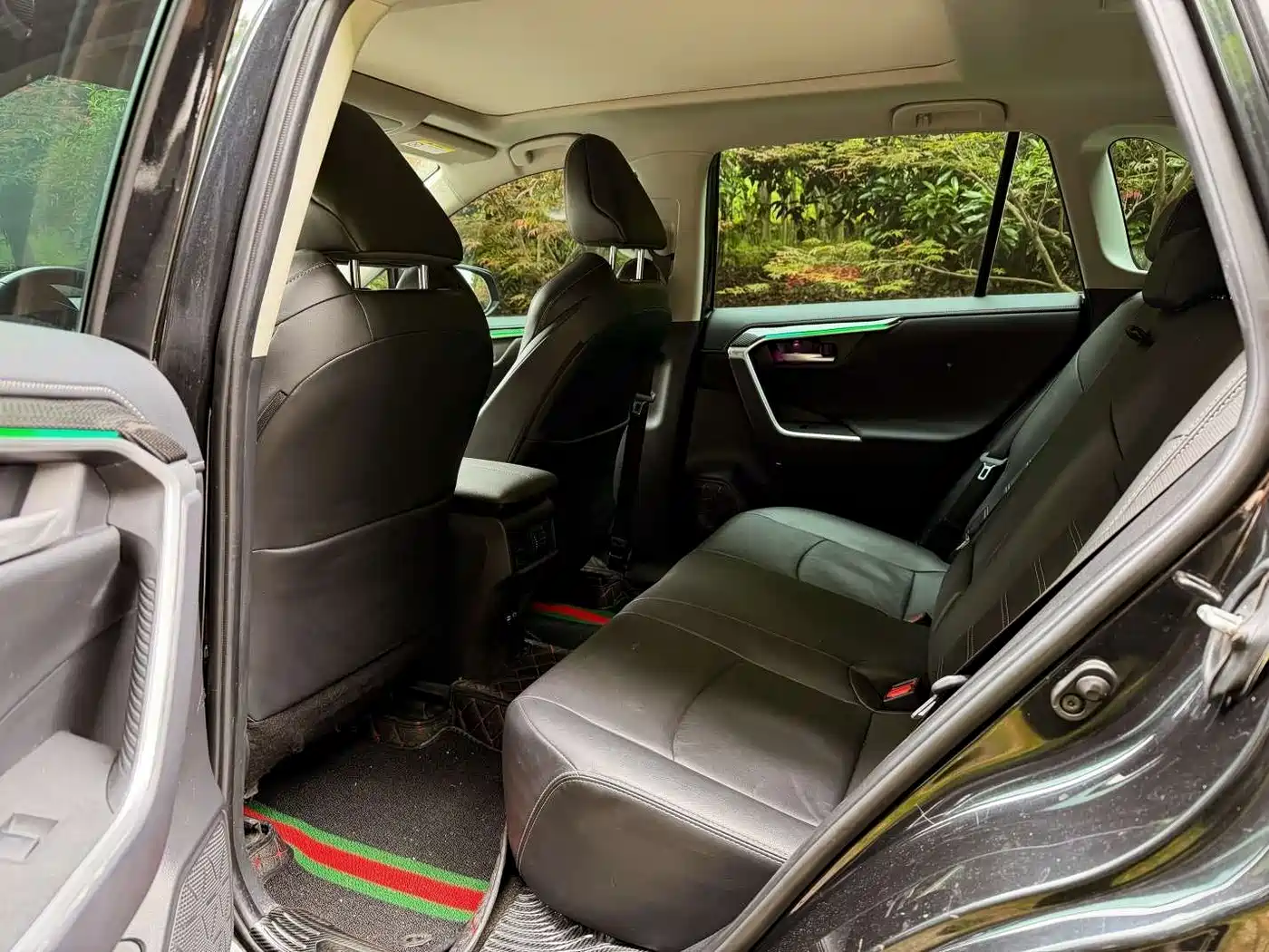Toyota Wildlander 2023 2.0L CVT FWD Luxury PLUS фото 10