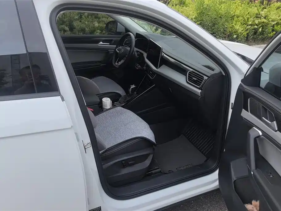 Volkswagen Tayron 2025 Shared Joy 330TSI фото 8