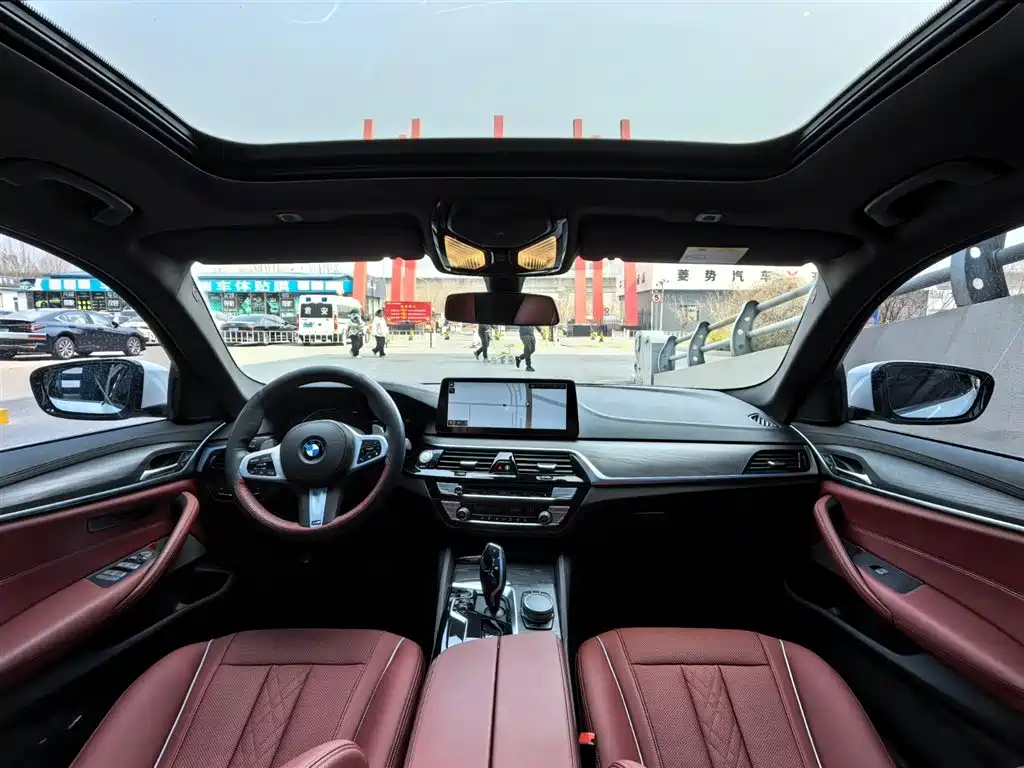 BMW 5 Series 2021 Facelift 530Li xDrive M Sport Package фото 9