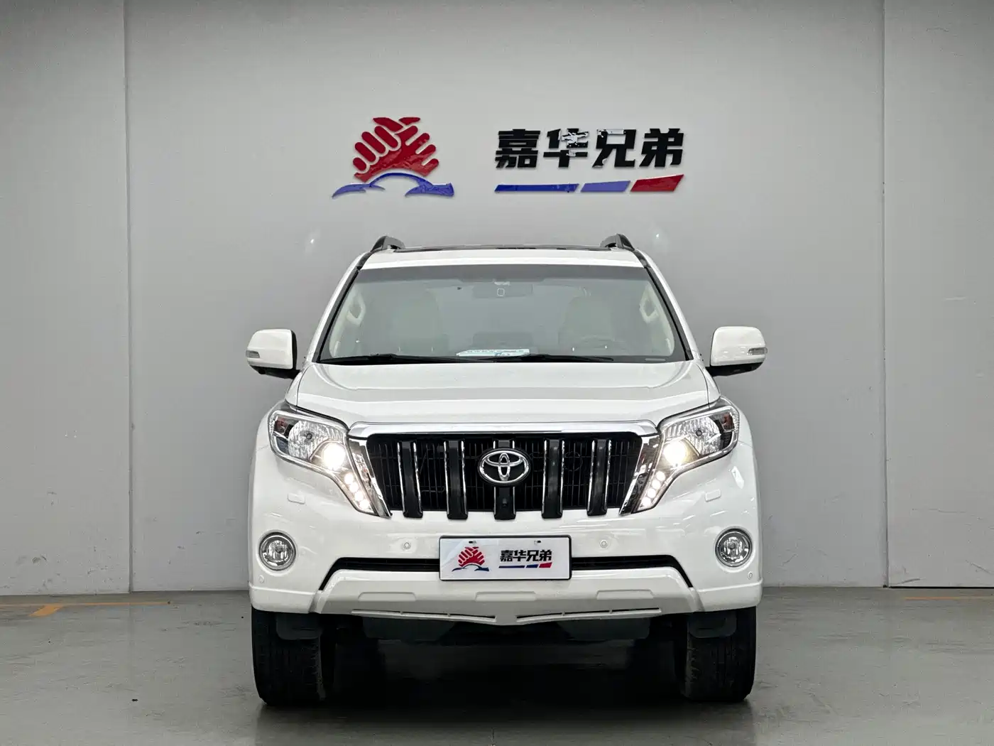 Toyota Prado 2016 3.5L Auto TX-L фото 4