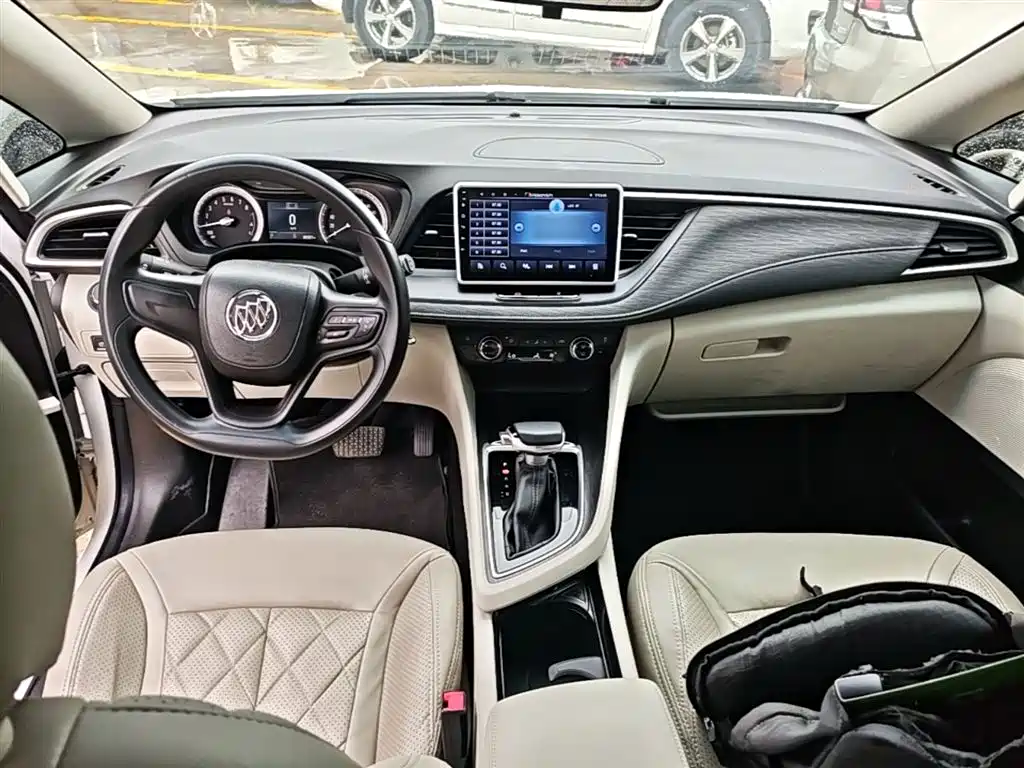 Buick GL6 2018 18T 6-Seater Elite фото 9