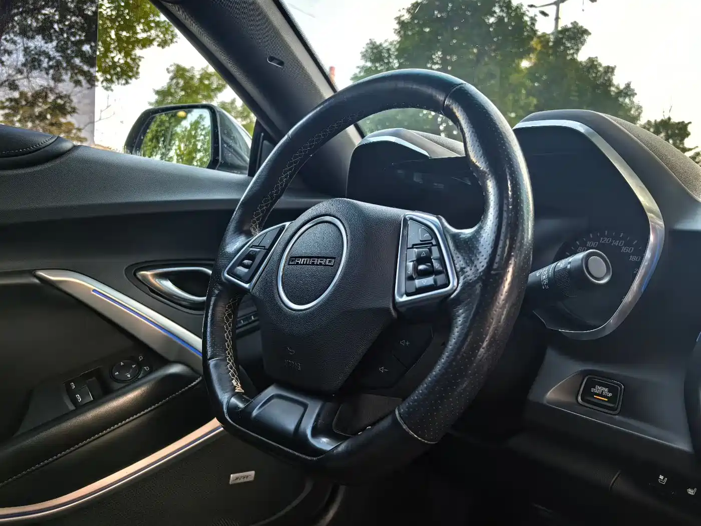 Chevrolet Camaro 2017 2.0T RS фото 6