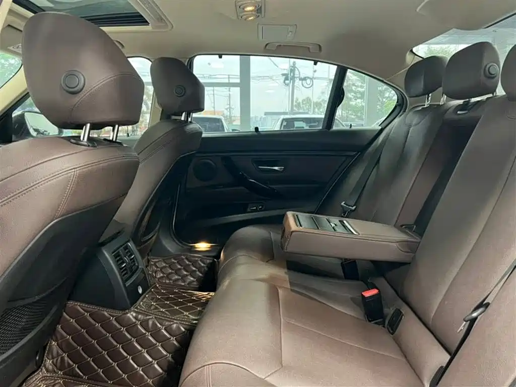 BMW 3 Series 2018 320Li Fashion Style фото 5