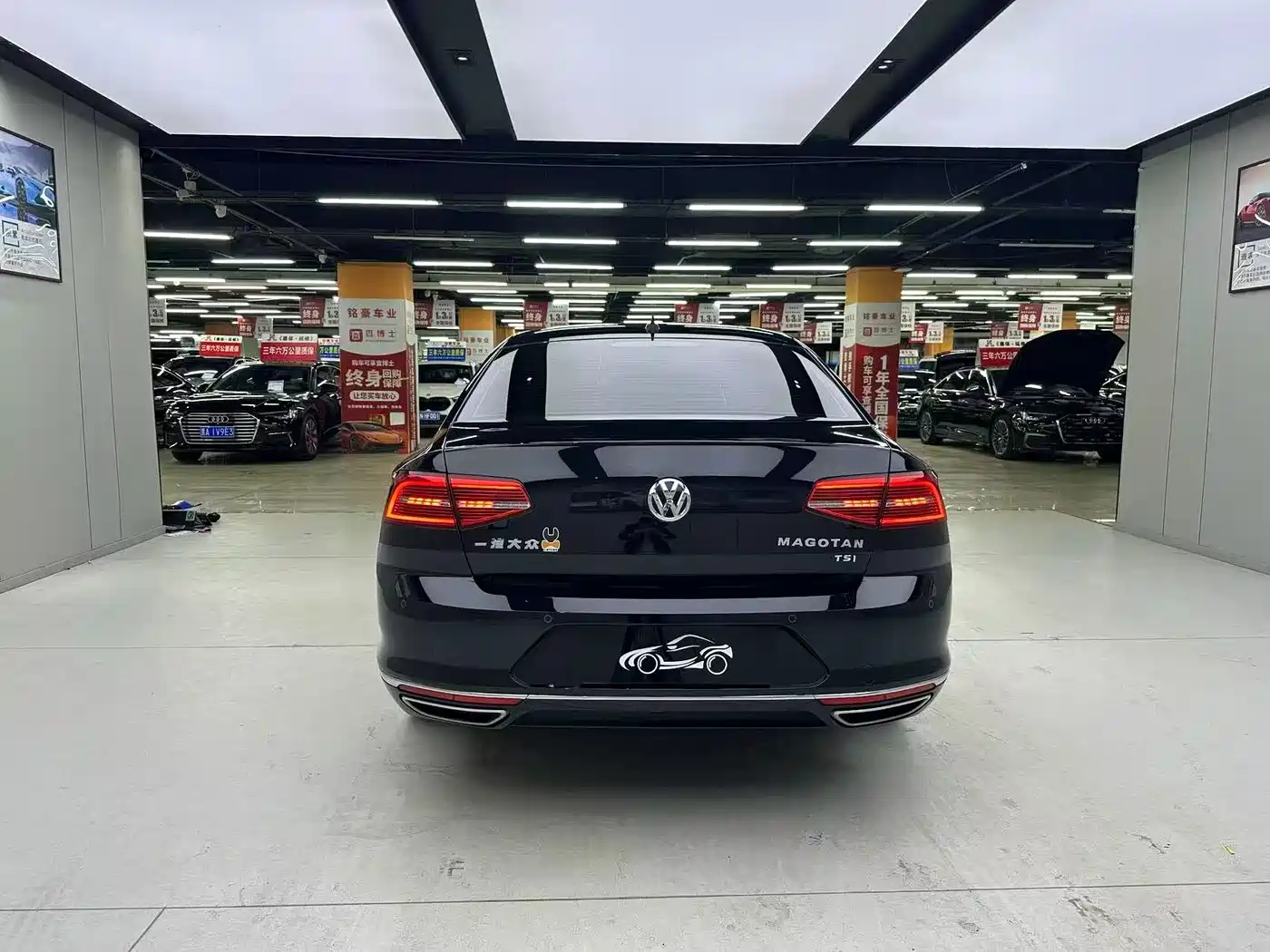 Volkswagen Magotan 2019 330TSI DSG Luxury Class China VI фото 8